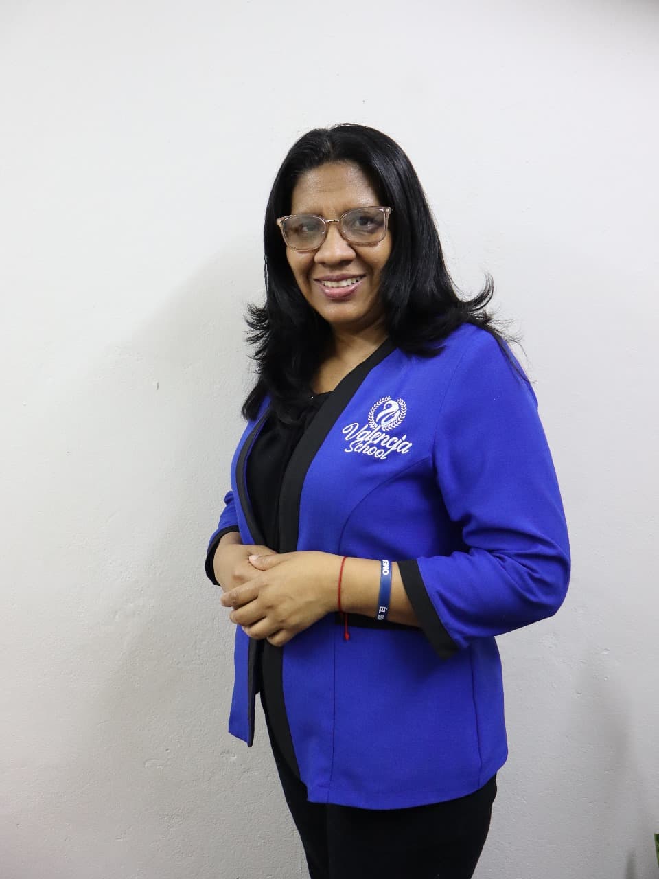 Retrato de Mrs. Karla Lizeth Rodríguez, Coordinadora de 4.º a 11.º grado Español en Valencia School Sede Principal